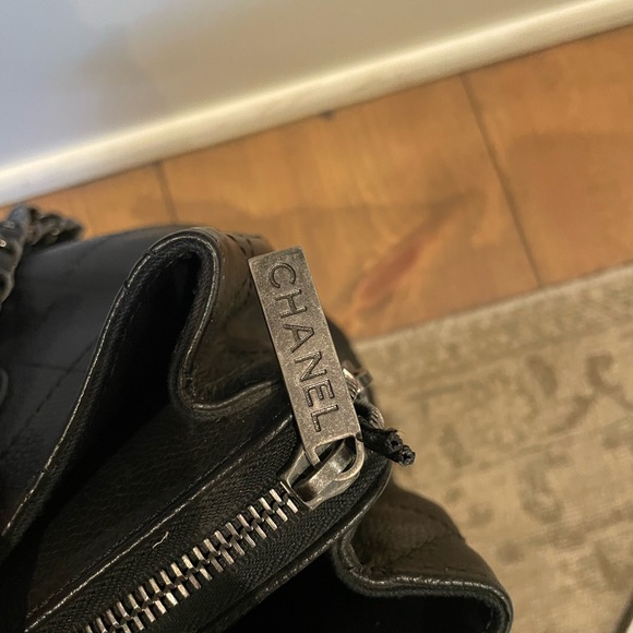 Chanel Urban Shopping Tote Quilted Caviar Large - Picture 13 of 16